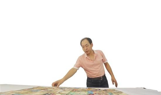 小人书里的大世界泉州刻画家吕照明28年收藏连环画近万本